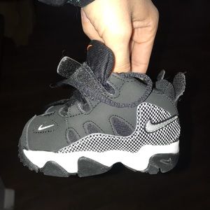 Infant Nike Turf Raider Sneakers
